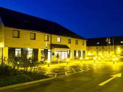 Holiday Inn Express Epsom Downs