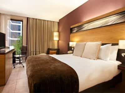 Hilton Gatwick Airport (I) Hilton Gatwick Airport (I)