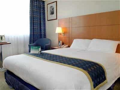 Holiday Inn Glasgow Airport (I) Holiday Inn Glasgow Airport (I)