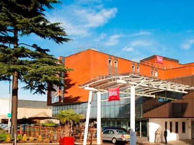 ไอบิส ลอนดอน ฮีทโธรว์แอร์พอร์ต (ibis London Heathrow Airport)0