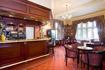 Stonecross Manor2