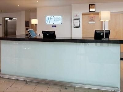 Holiday Inn Express Leeds Armouries3