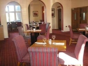 Mercure Leeds Parkway1
