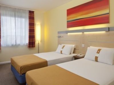 Holiday Inn Exp Leicester-Walkers4