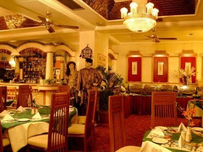 Holiday Villa Hotel And Suites4