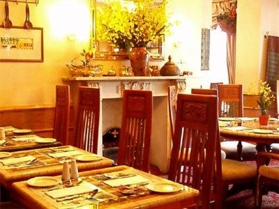 Holiday Villa Hotel And Suites3