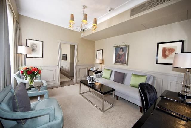 JUNIOR SUITE STANDARD