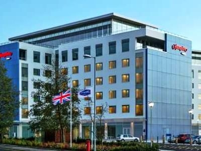แฮมป์ตัน บาย ฮิลตัน ลอนดอน ลูตัน แอร์พอร์ต โฮเทล (Hampton by Hilton London Luton Airport Hotel)0