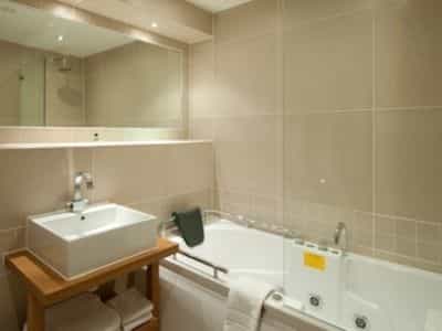 Max Serviced Apartments Max Serviced Apartments