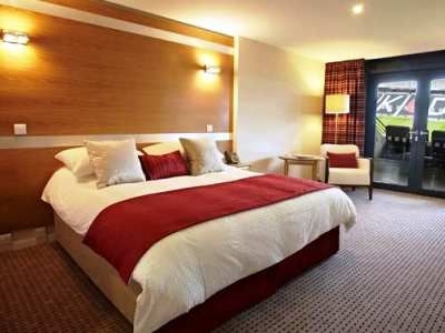 โรงแรมดับเบิลทรี บาย ฮิลตัน มิลตัน คีนส์ (DoubleTree by Hilton Hotel Milton Keynes)1