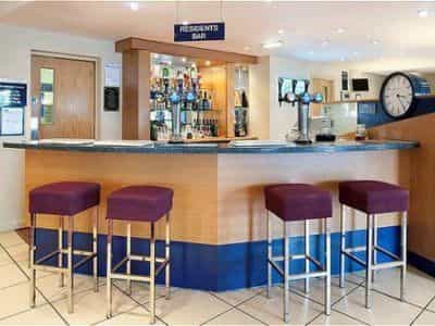 Holiday Inn Express Metro Centre Holiday Inn Express Metro Centre