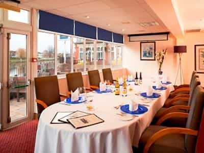 Mercure London Staines Mercure London Staines
