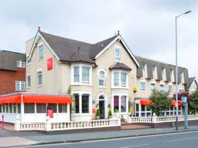 Mercure Wolverhampton Goldthorn