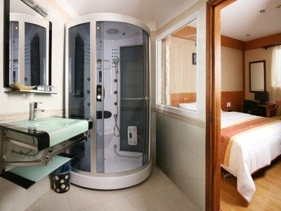 Topaz (Deluxe Room)4