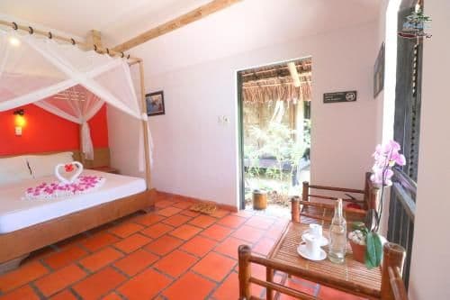 Bungalow with Sea View