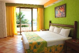 Solymar Beach Resort2