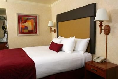 Best Western Plus InnSuites Tucson Foothills2
