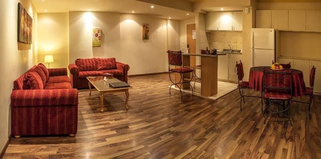 FAMILY ROOM STANDARD