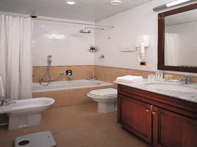 APARTMENT CAPACITY 3