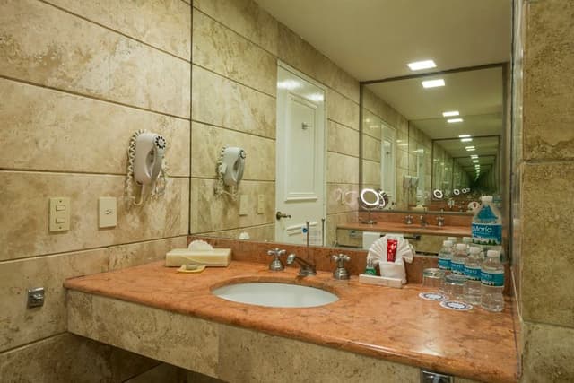 DOUBLE DELUXE WITH PRIVATE POOL
