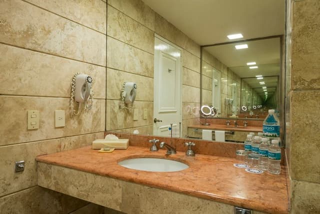 DOUBLE DELUXE WITH PRIVATE POOL