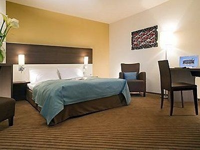 Mercure Munich Neuperlah Sued Hotel3