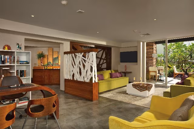 JUNIOR SUITE OCEAN FRONT