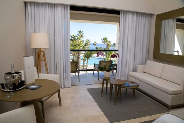 JUNIOR SUITE OCEAN VIEW