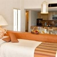 Luna Palace1