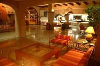 Costa De Oro Beach Hotel