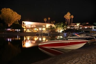 The Nautical Beachfront Resort4