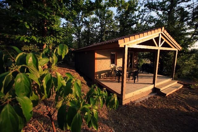 BUNGALOW CAPACITY 4