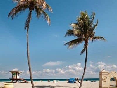 Hollywood Beach Suites Hostel and Hotel Hollywood Beach Suites Hostel and Hotel