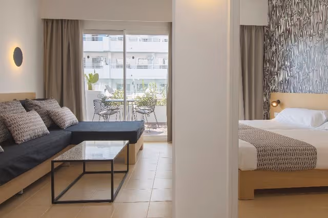 APARTMENT PREMIUM