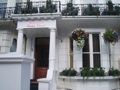 Kensington Suite Hotel1