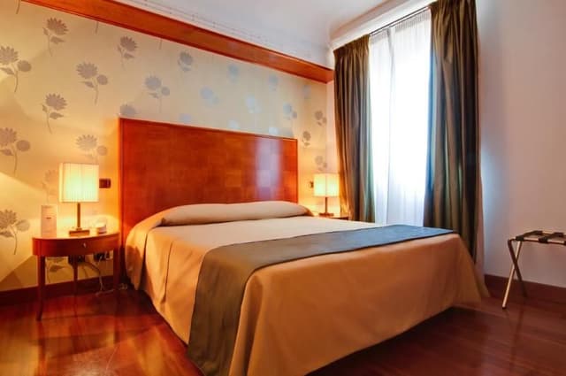 Double or Twin TWO BEDS