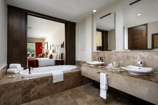 SUITE GRAND