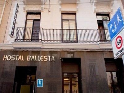 Hostal Ballesta2