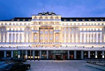 Radisson Blu Carlton Hotel0