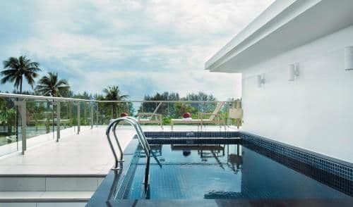 4 Bedroom Penthouse Pool Suite with Kitchen