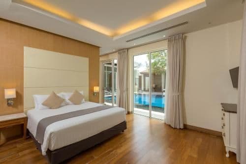 4 Bedroom Pool Villa with Kitchen
