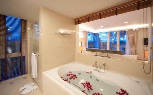 2 Bedroom Pool Villa with Kitchen