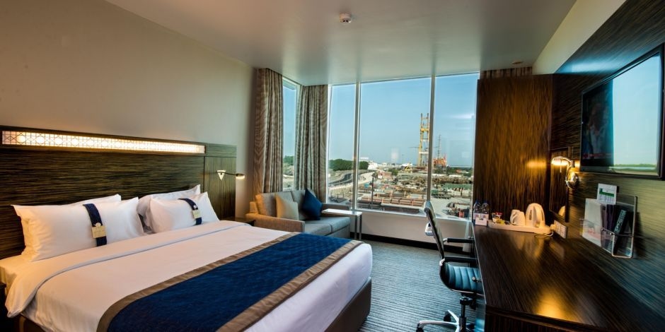 Holiday Inn Express Dubai Jumeirah2