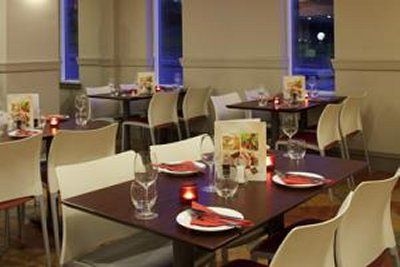 Ibis Leeds Centre Hotel3