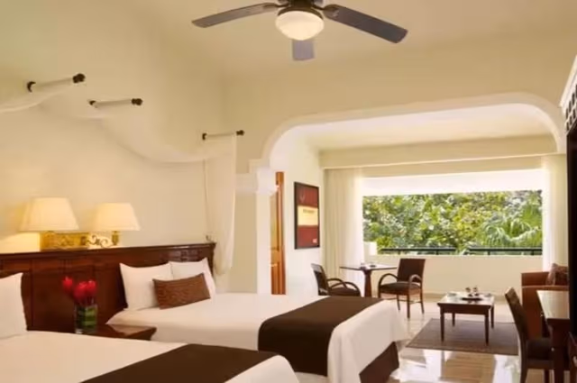 JUNIOR SUITE CAPACITY 1