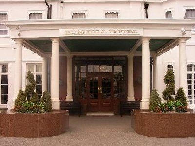 Russ Hill Hotel0