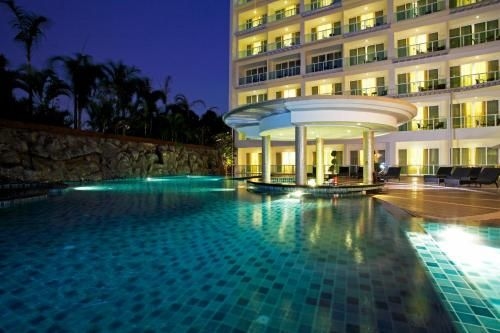 โรงแรมเซ็นทารา โนวา พัทยา (Centara Nova Hotel Pattaya)4