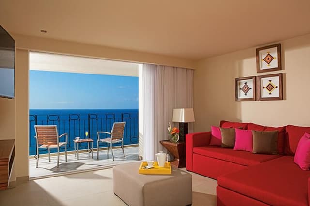 SUITE CLUB