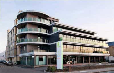 Holiday Inn Kingston South Hotel