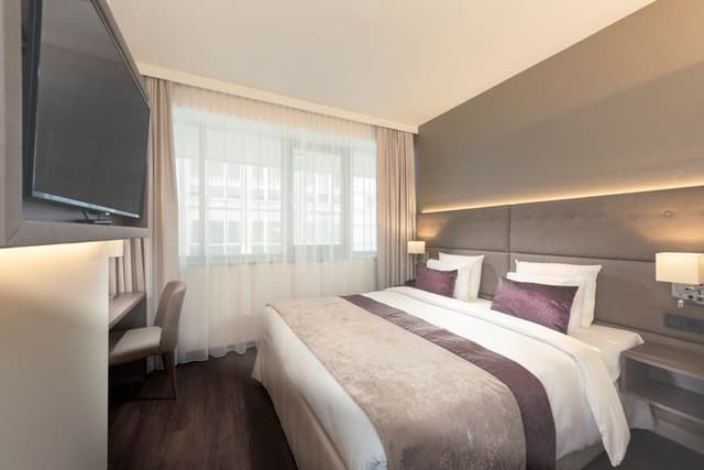 SUITE GRAND